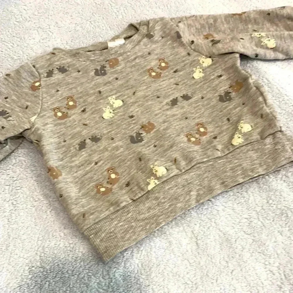 H&M sweatshirt
